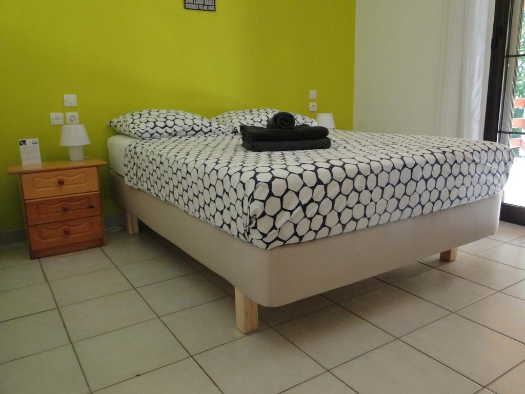 Bungalow Gialova Buitenkant foto