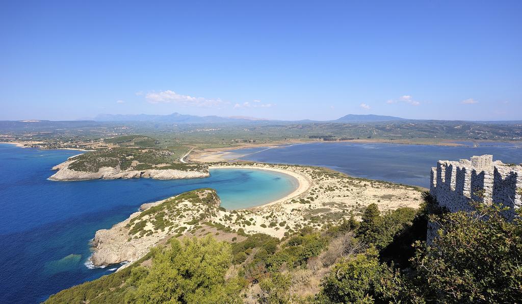 Bungalow Gialova Buitenkant foto